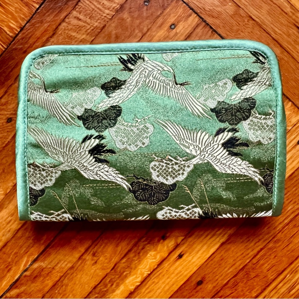 Green Crane Design Zipper/Snap Travel Jewelry Pouch
